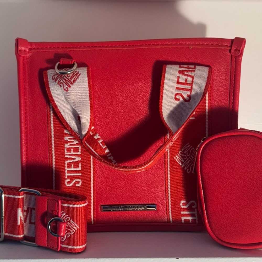 Steve Madden Red Crossbody Bag Set